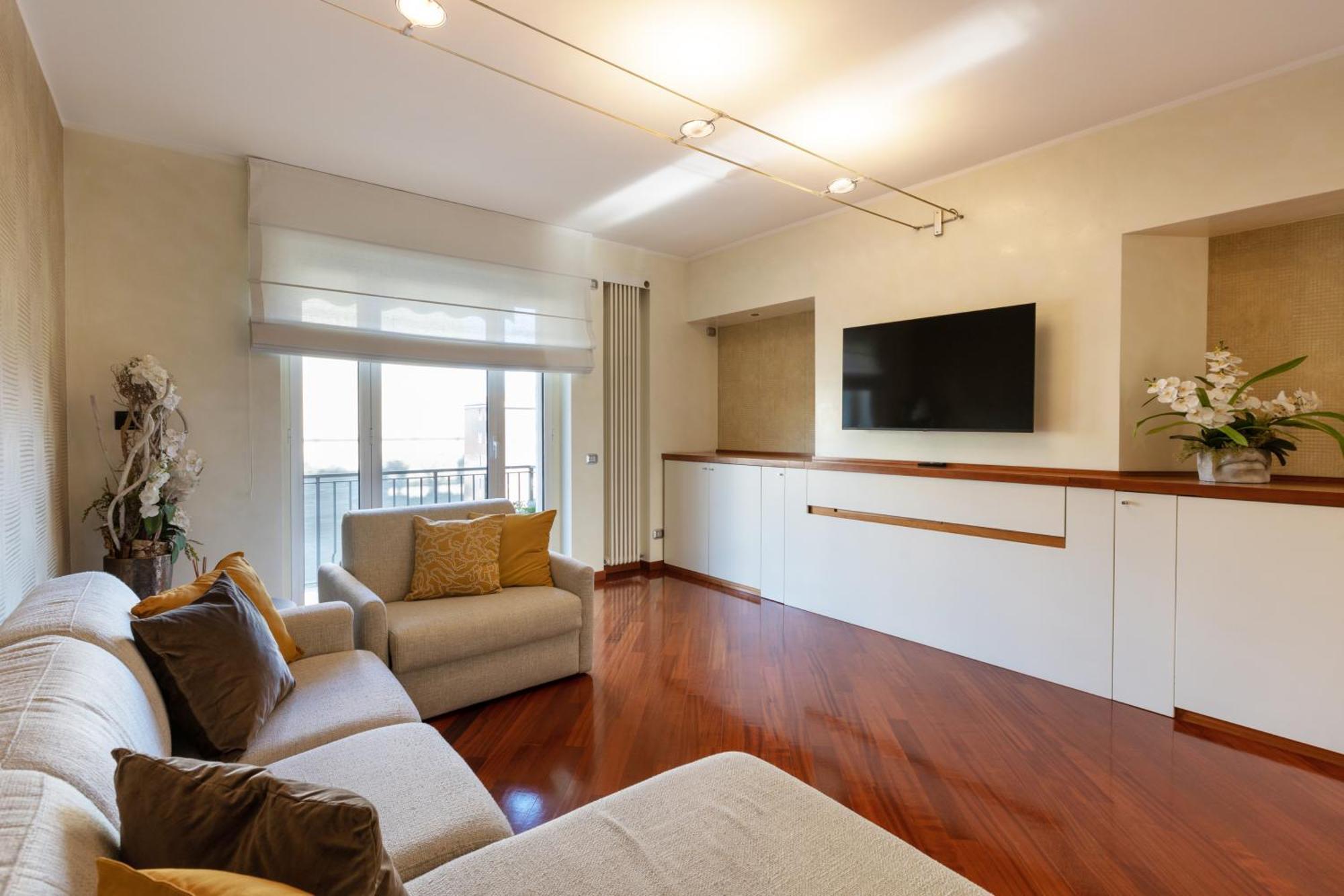 Wonderful 2bedroom Flat Solari 7th F - Mirable Pm *