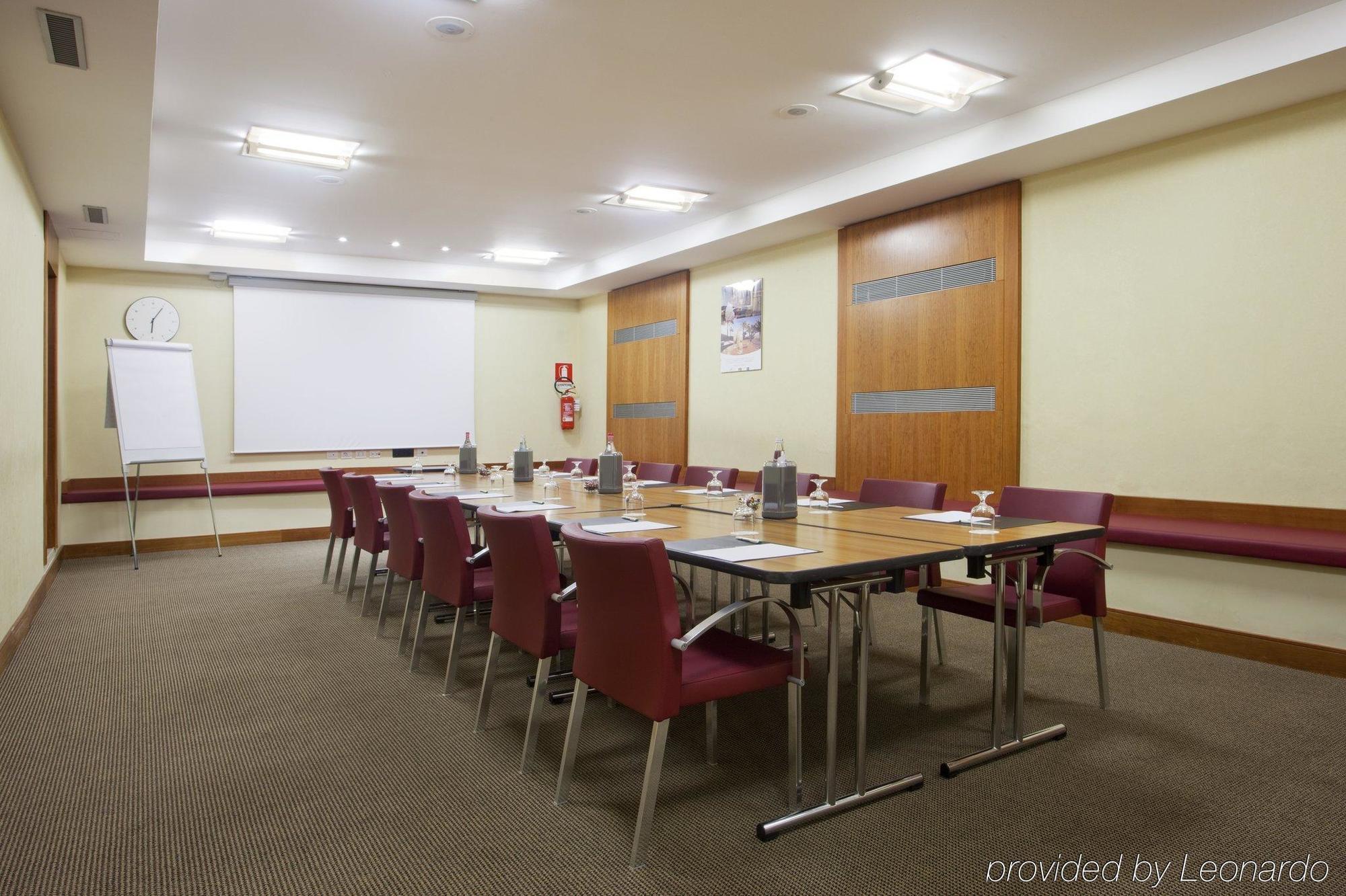 Garibaldi Station By Ihg 4* Milan