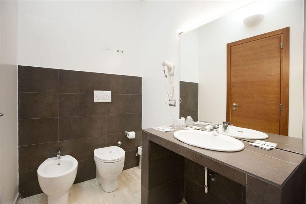 Oasi Village Hotel Milan