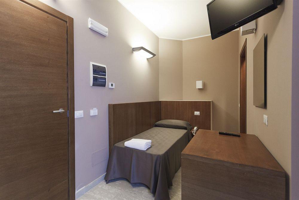 Oasi Village Hotel Milan