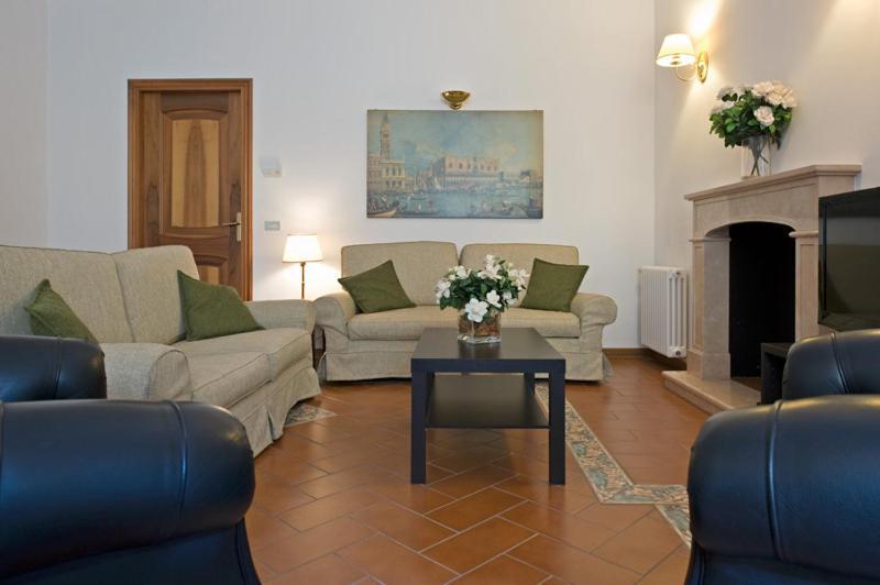 Apartment Cerva Fashion District *
