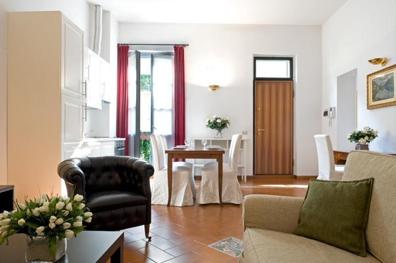 Apartment Cerva Fashion District Milan