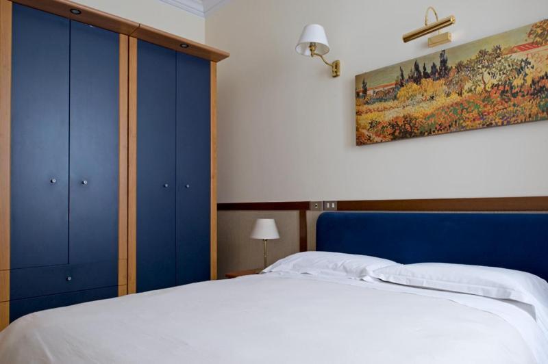 Apartment Cerva Fashion District Milan