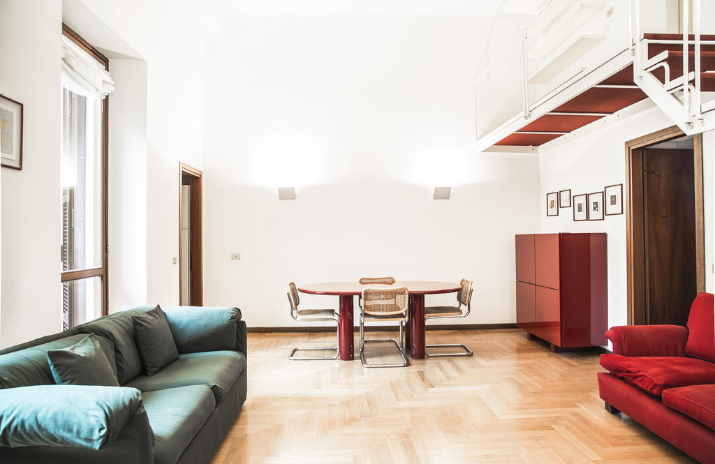 Apartment San Maurilio Milan