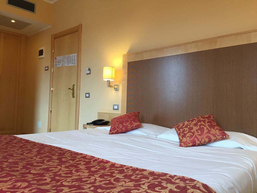 Hotel Mokinba Cristallo 3*