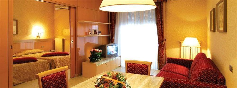 Unaway & Quark Due Aparthotel