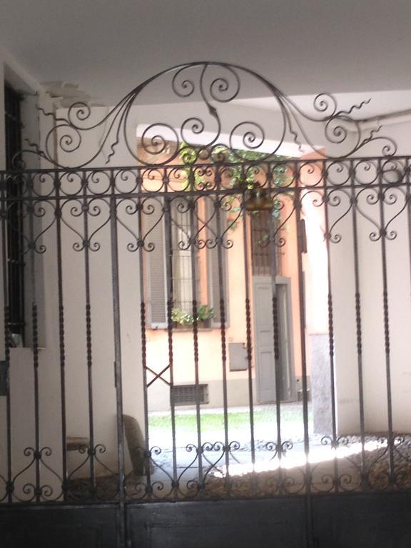 Charming And Elegant Historic Center Of Apartment Milan