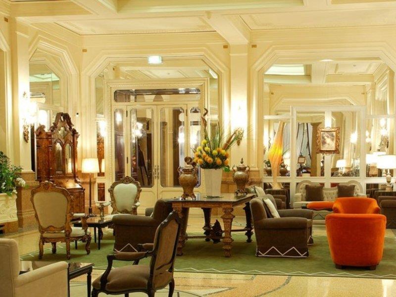 Grand Et De - The Leading Of The World