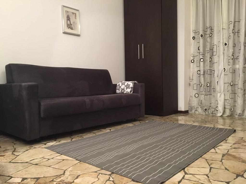 Apartment Govone 68 *