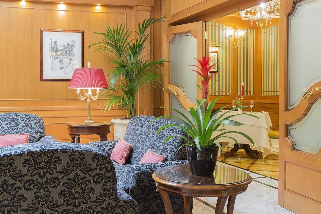 Hotel Manzoni Milan