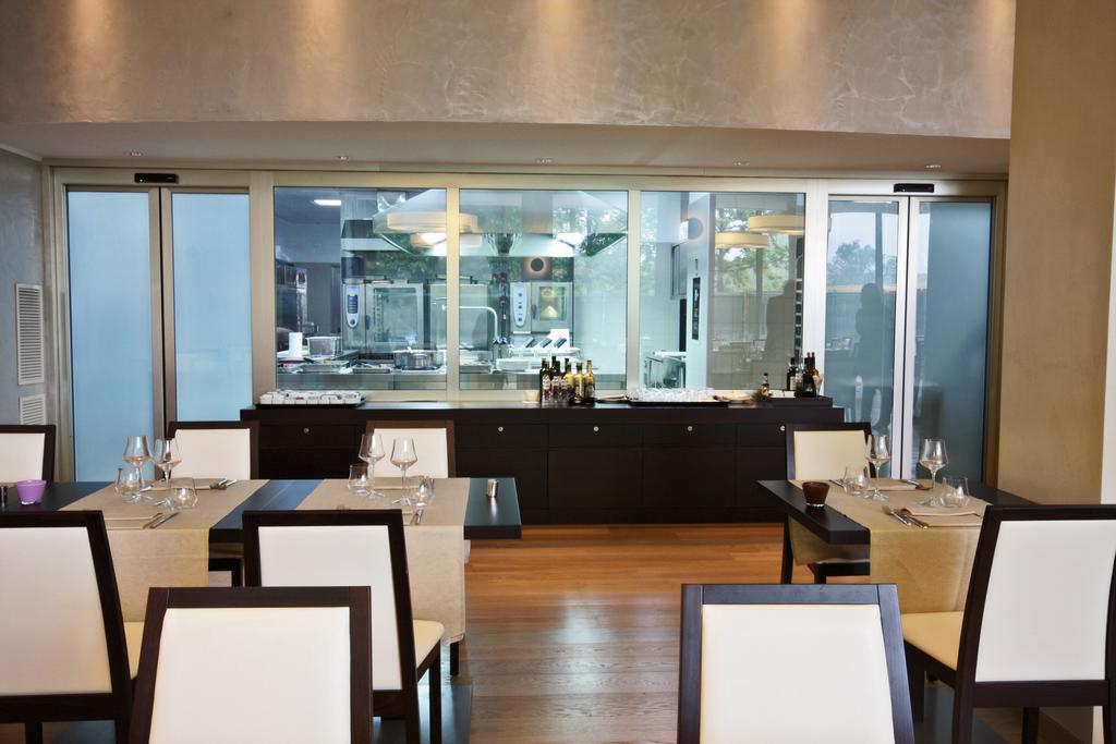 Western The Hub Hotel