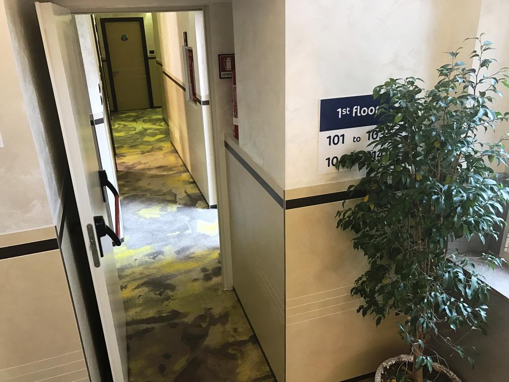 Hotel Ibis Styles Centro 3*