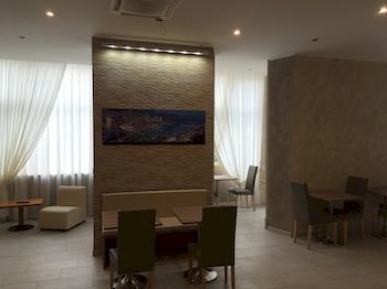 Hotel Montecarlo