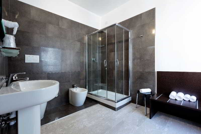 Oasi Village 3* Milan