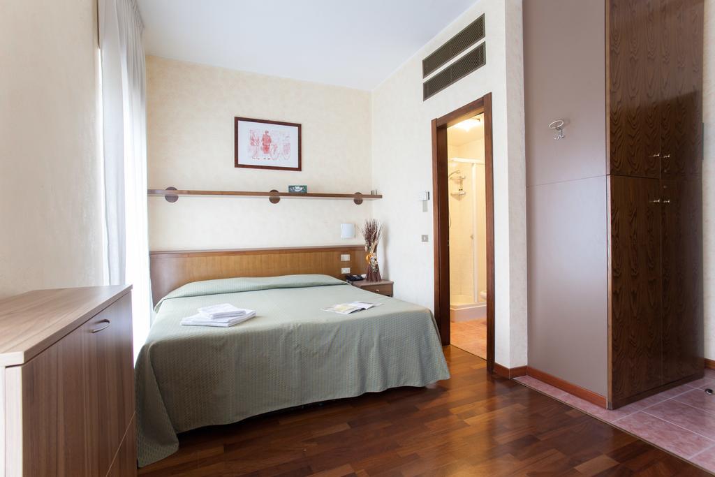 Desenzano Milan