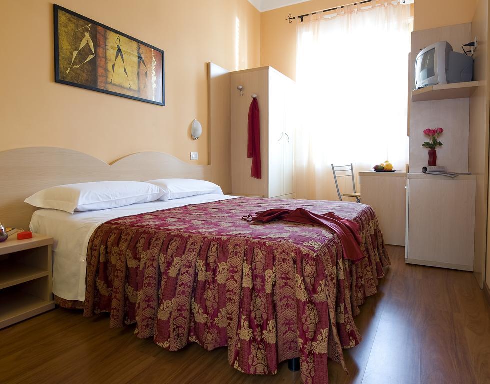 Sabatino Hotel 2*
