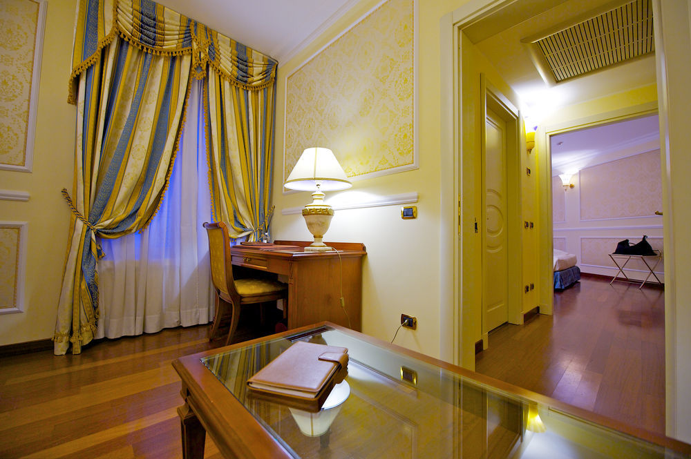 Grand Visconti Palace