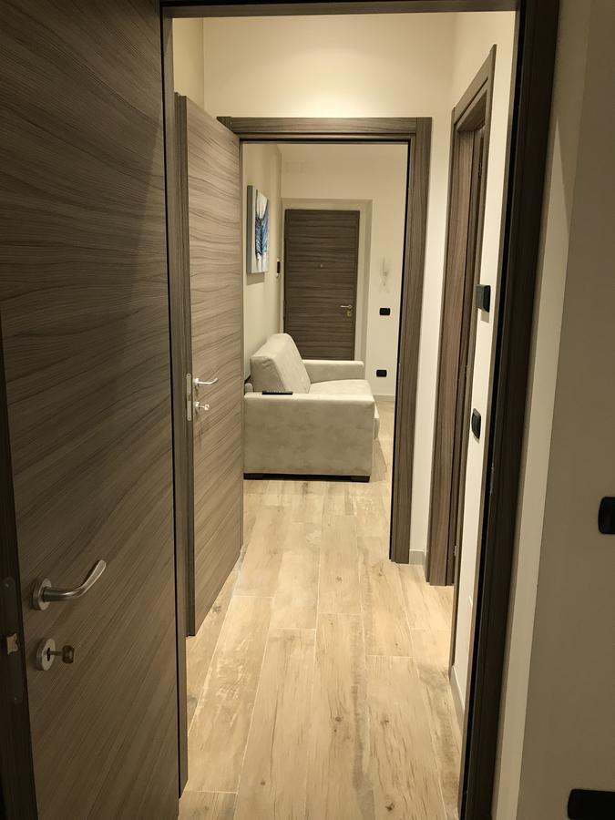 Apartment Sforza Near Duomo Milan
