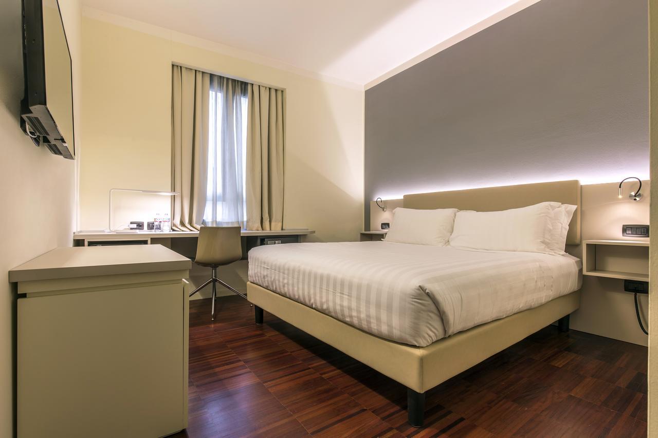 43 Station Hotel Milan