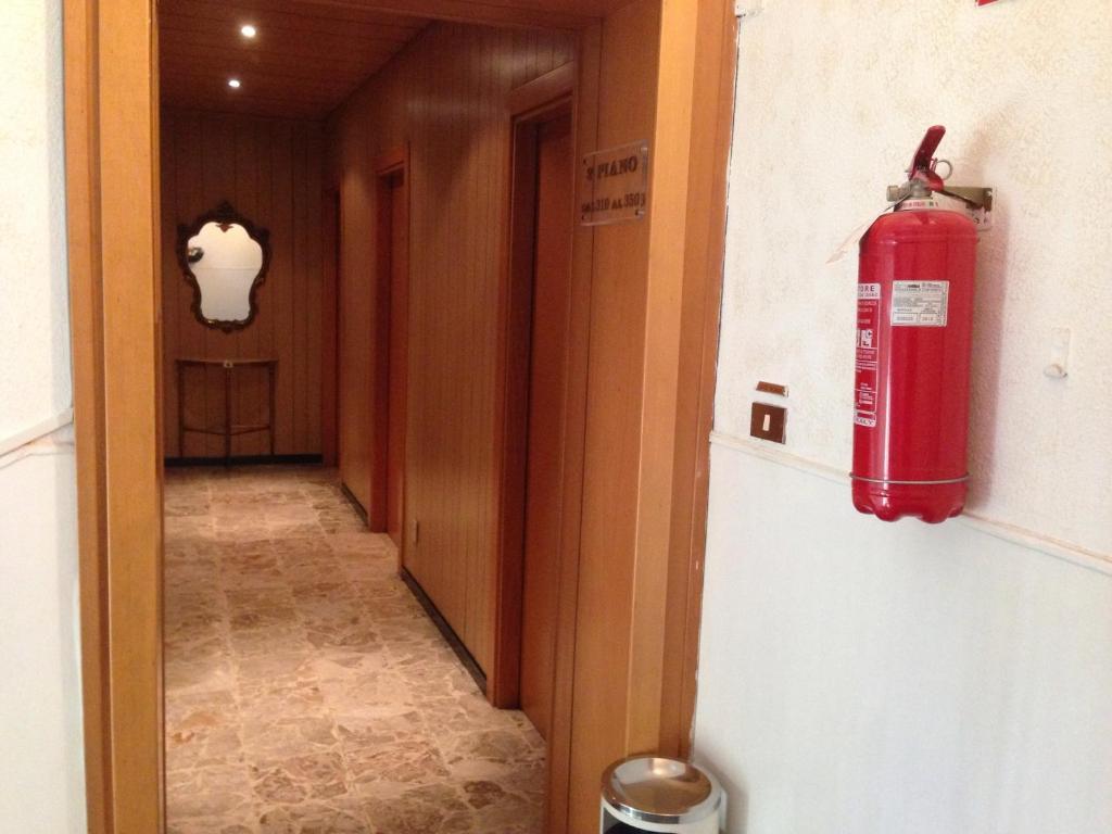 Vallazze Hotel *