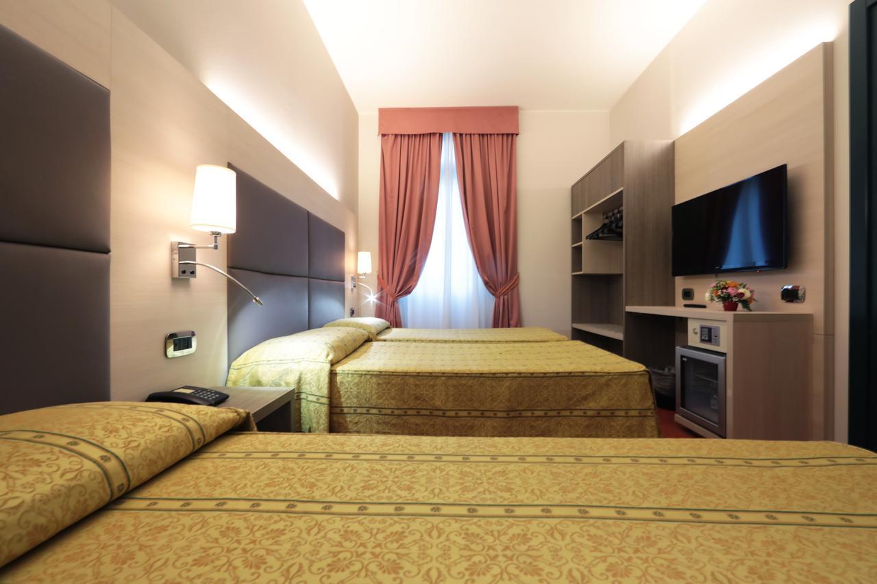 Campion Hotel 3*