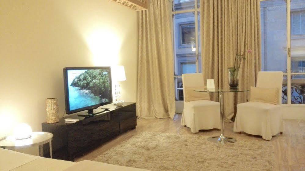 Hotel The Place