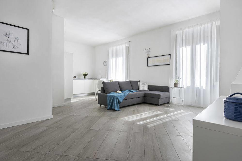 Apartment Rentclass - Edgar Milan