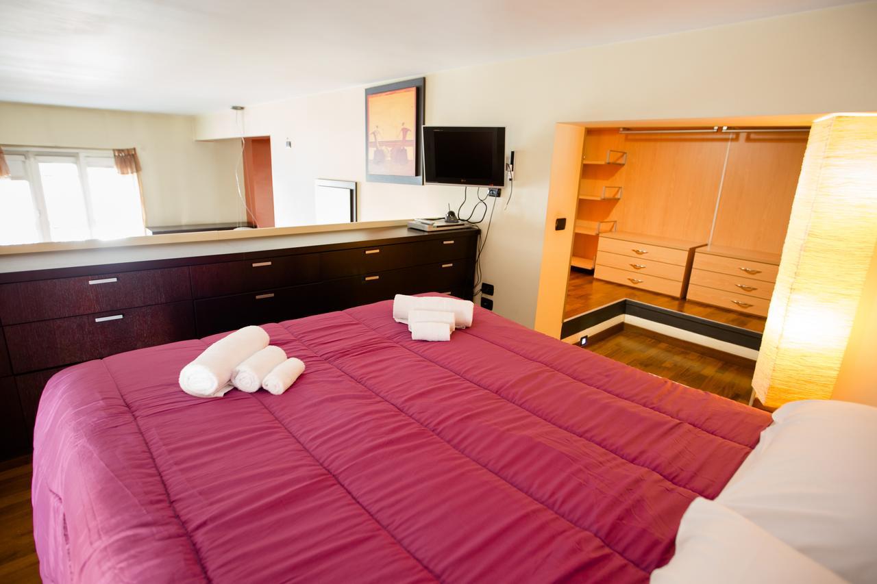 Porta Ticinese Mini Loft Apartment