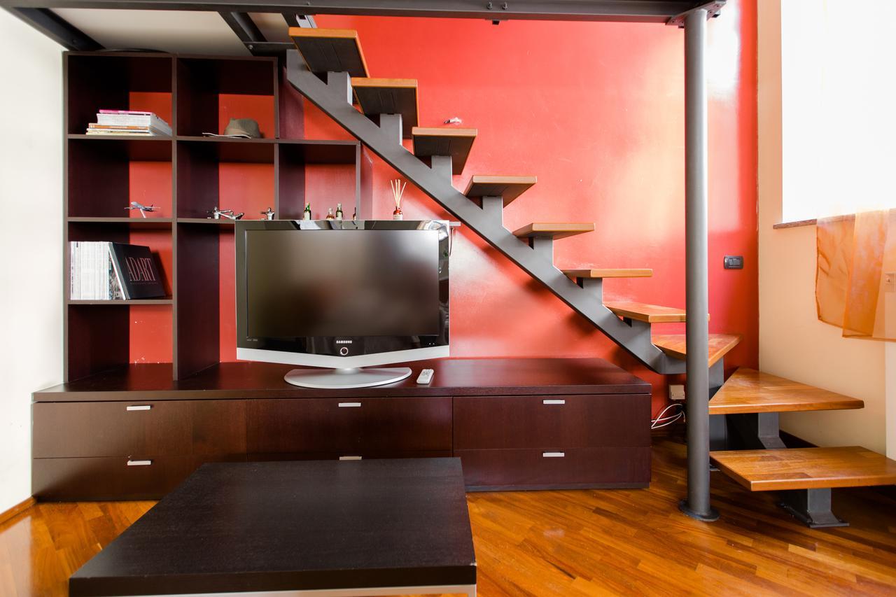Porta Ticinese Mini Loft * Milan