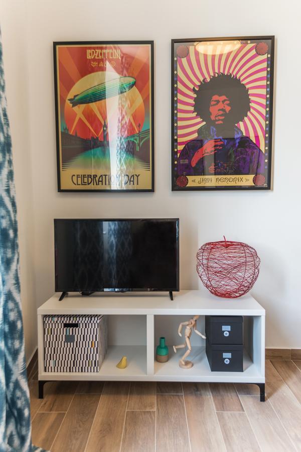 Certosa Colorful Mini Flats Apartment Milan