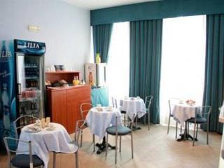 Alessander Hotel 2*