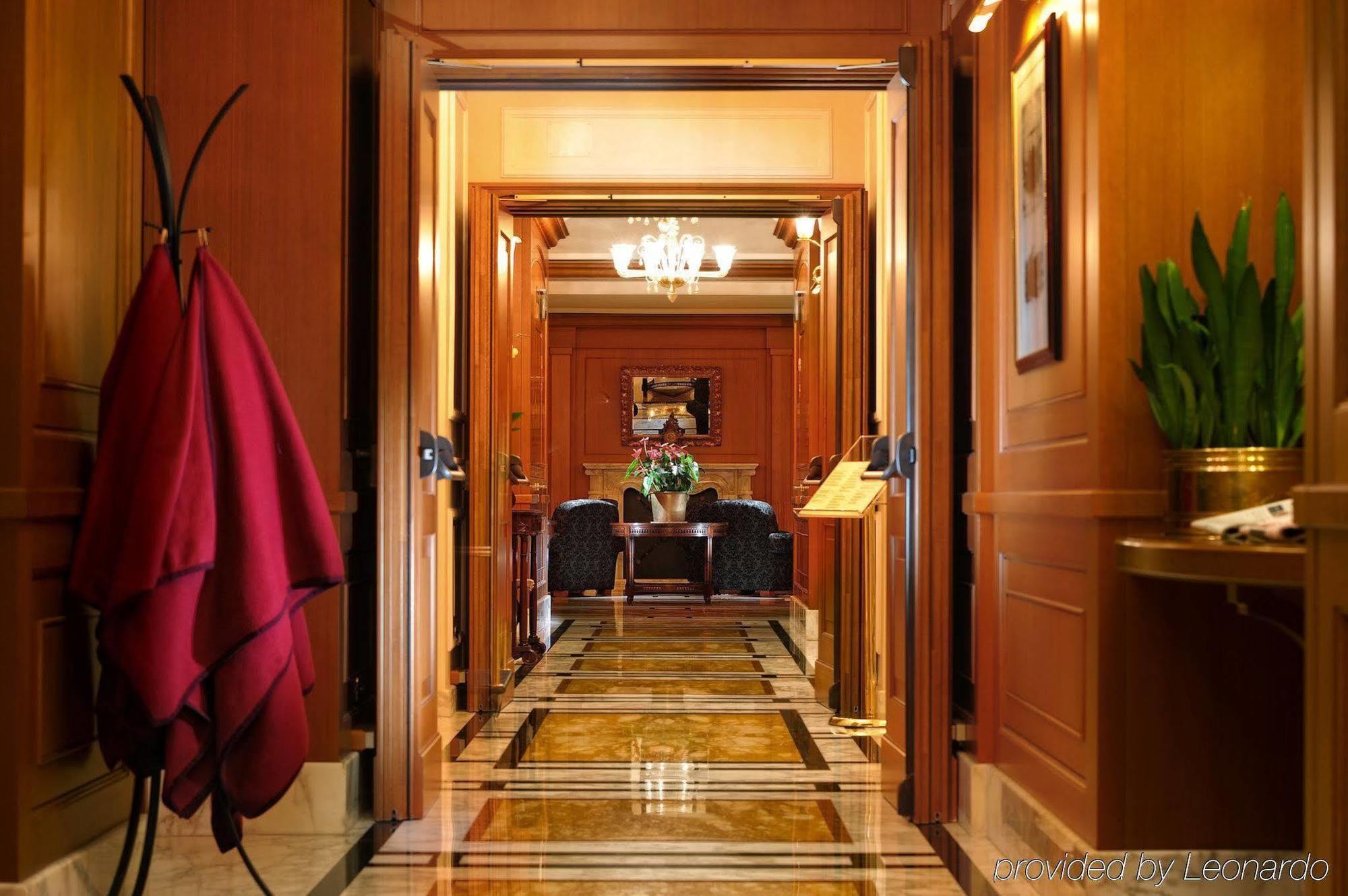 Manzoni 4* Milan