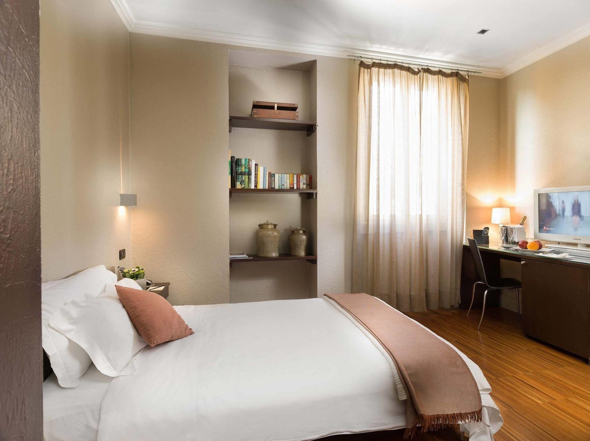 Townhouse 12 4* Milan
