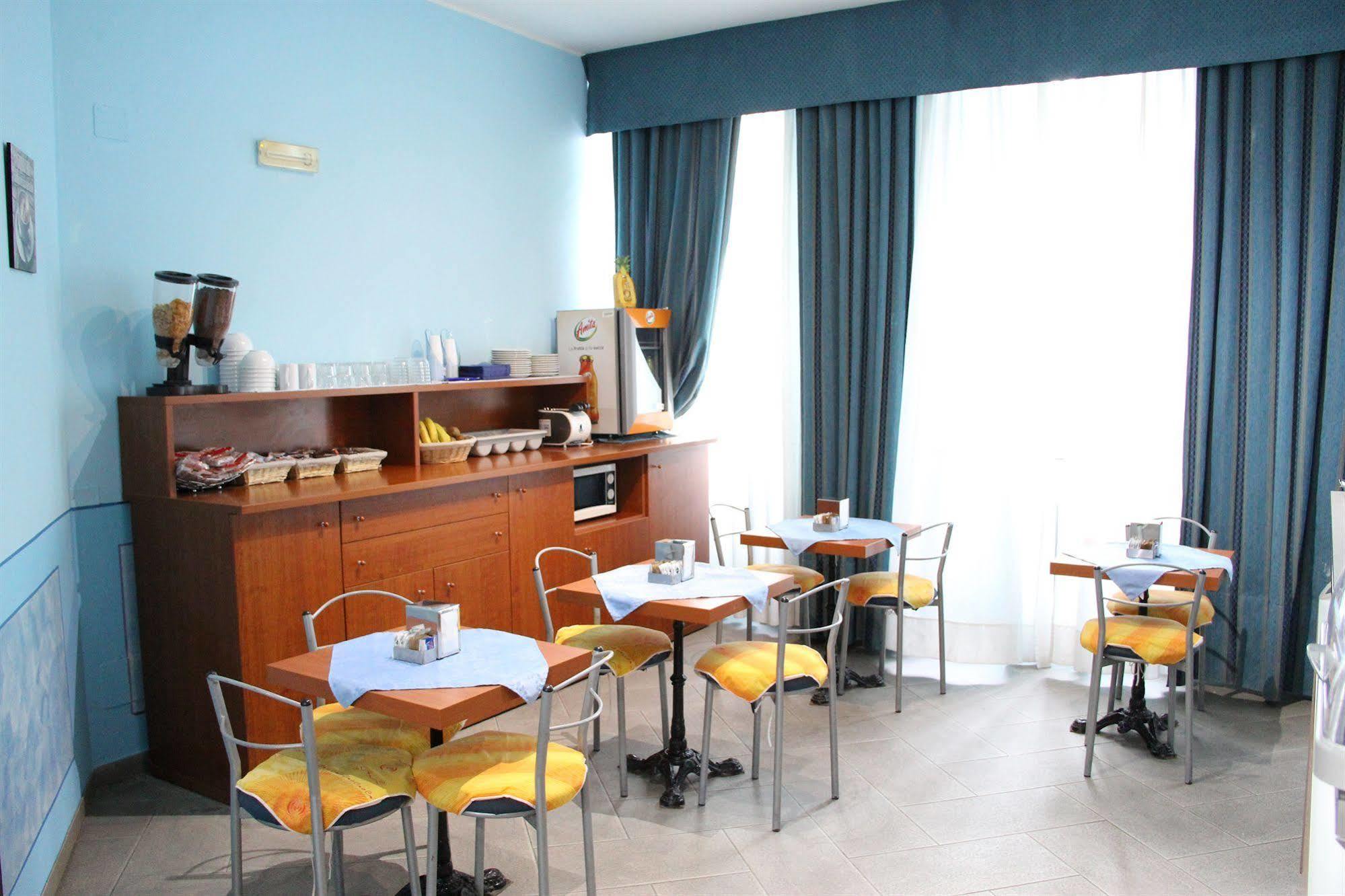 Hotel Alessander 2*