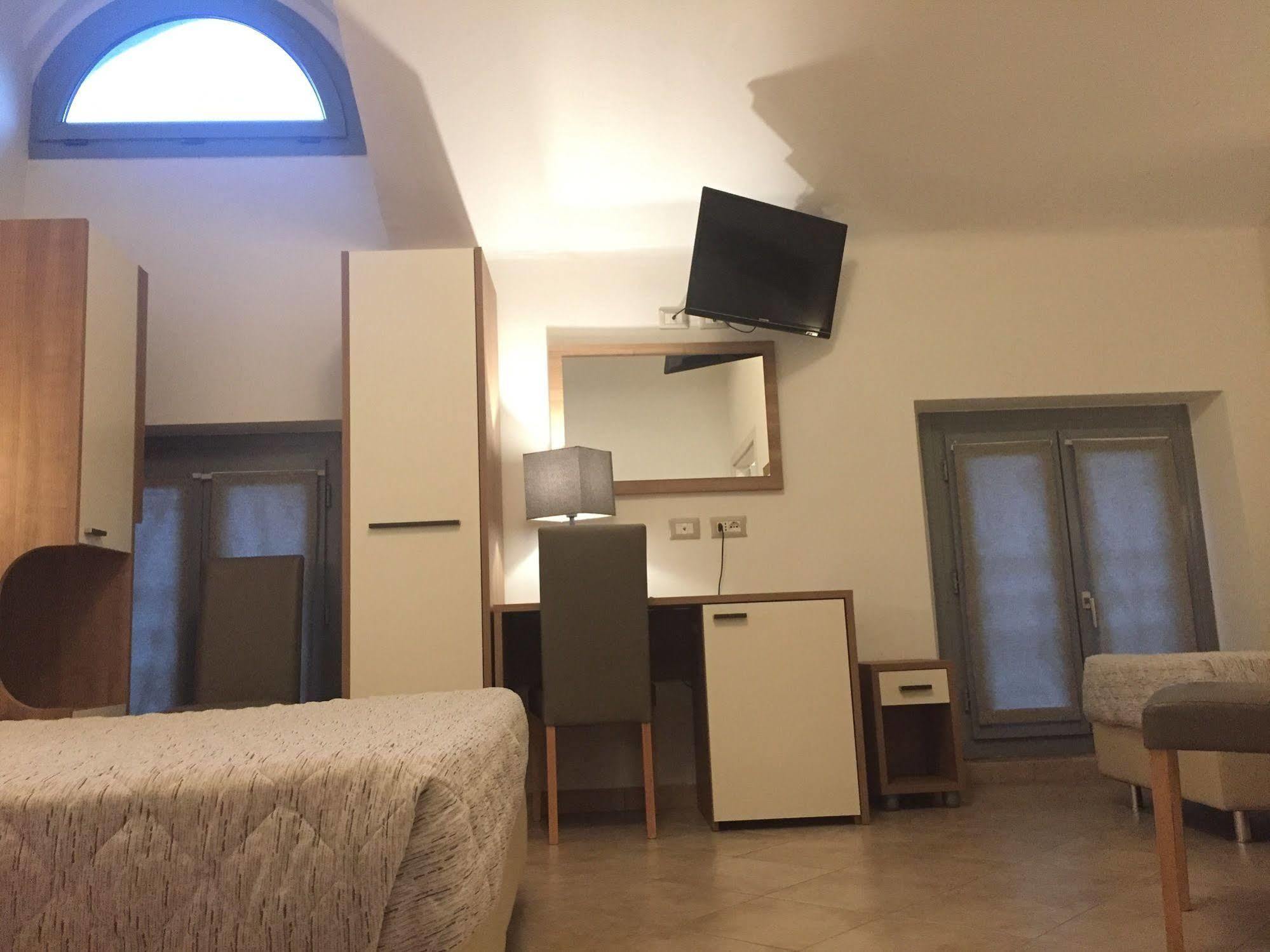 Montecarlo 3* Milan