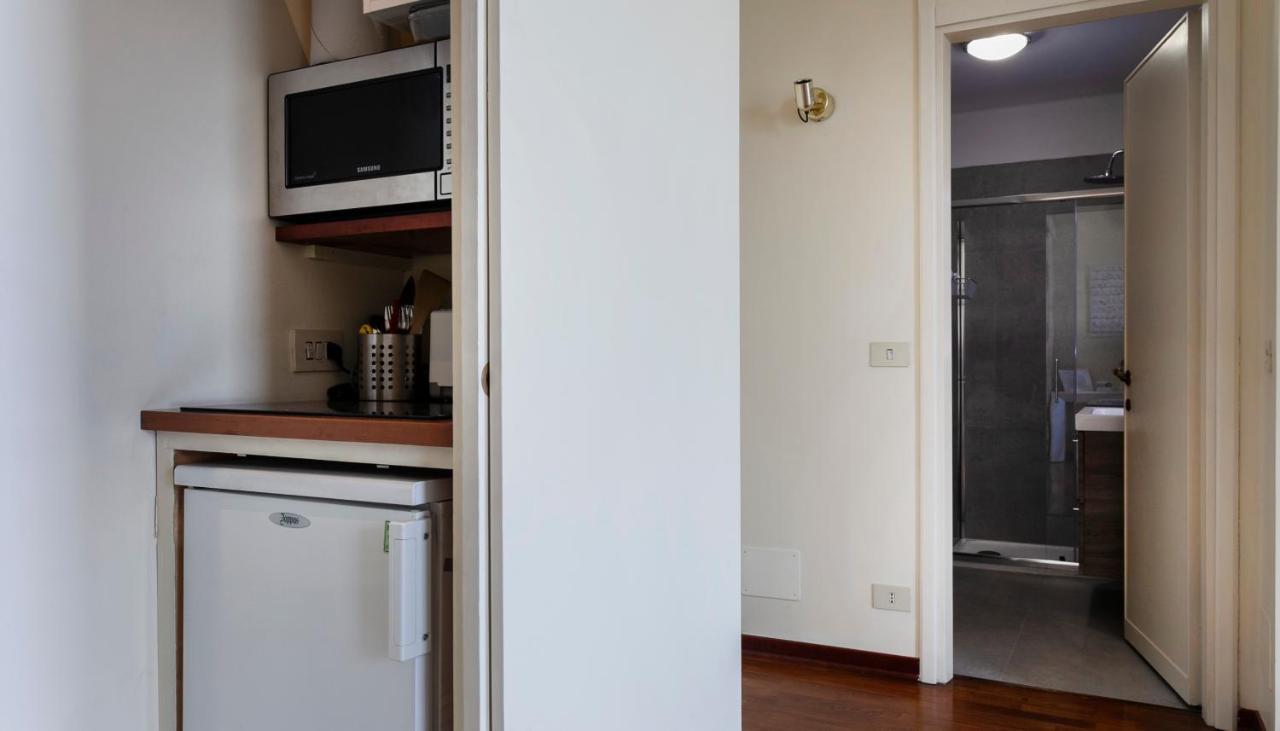 Italianway-santo Stefano 5 Milano