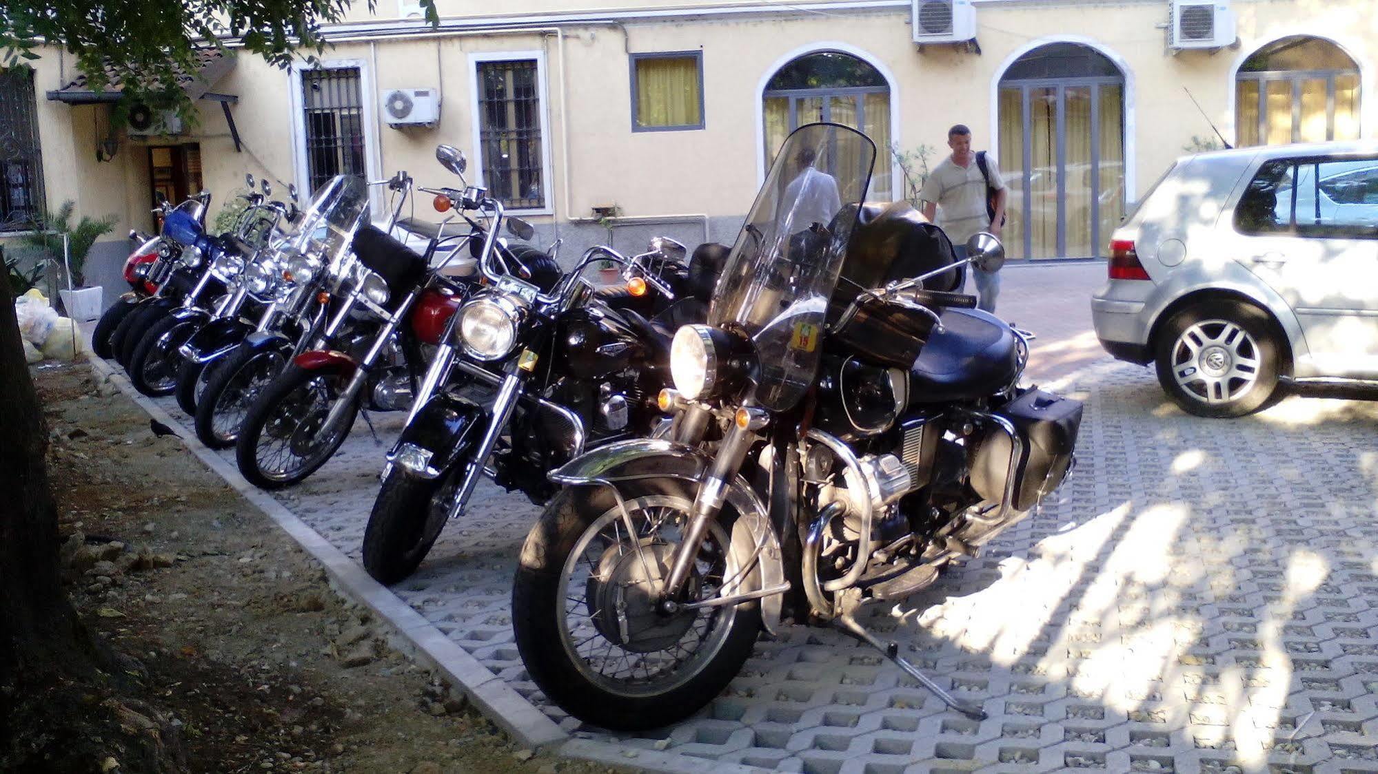 Minerva Hotel 3*