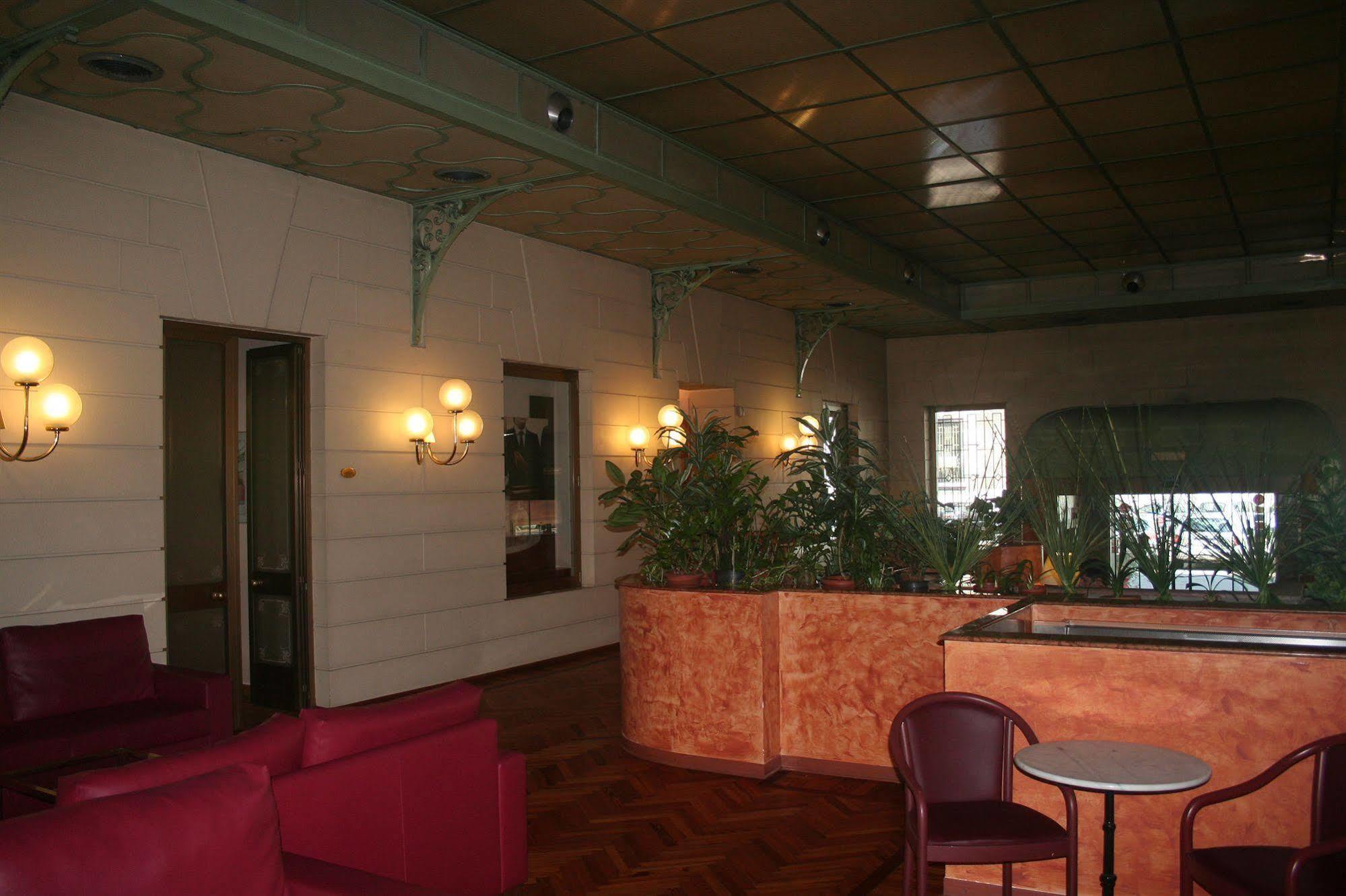 Albert Hotel Hotel 3*