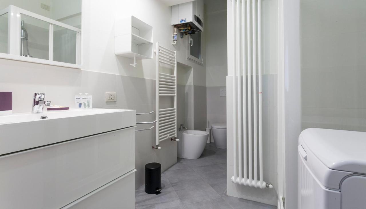 Apartment Italianway-cola Montano Milan