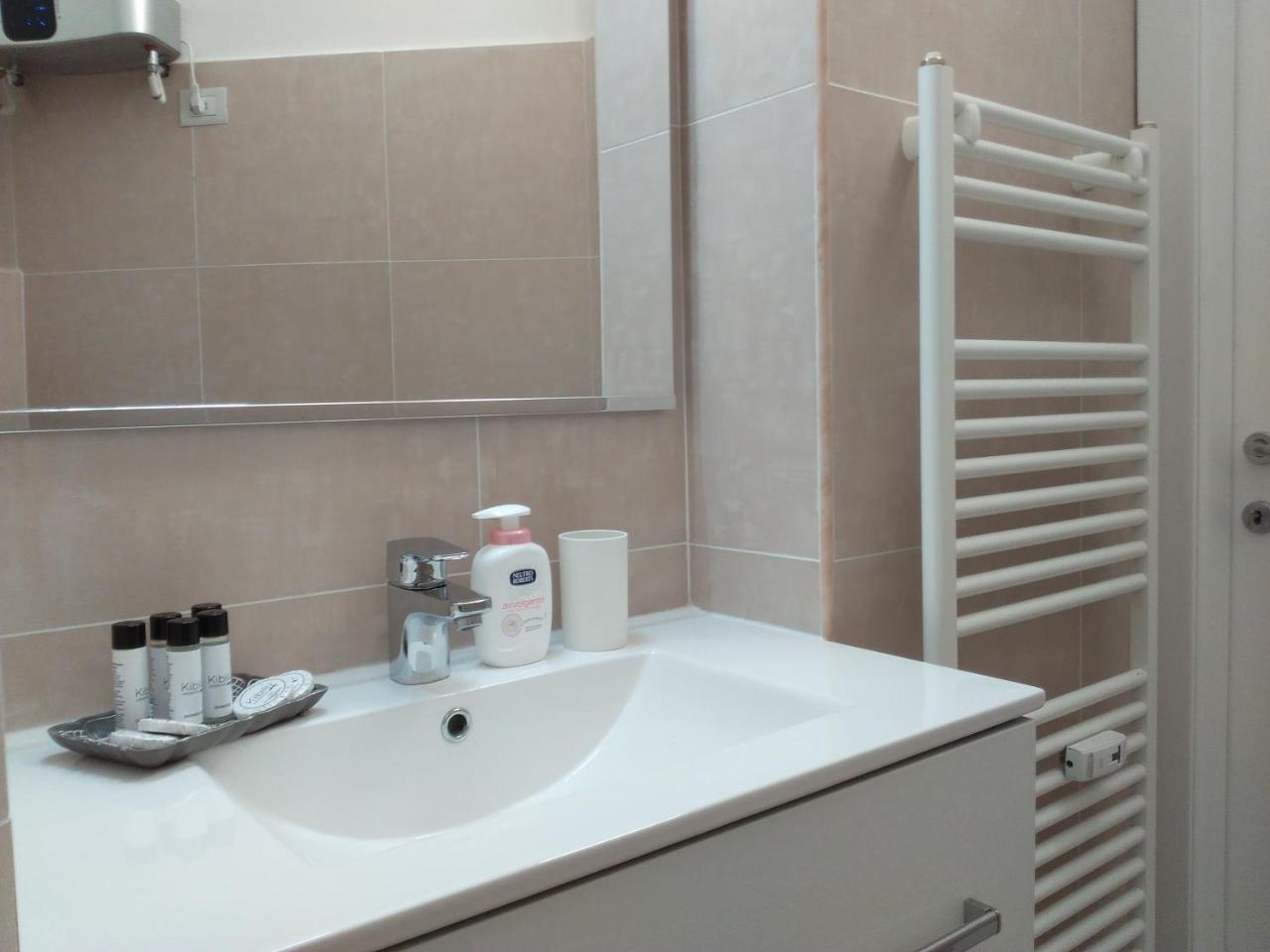 Apartment Kibilu - Via Abetone Milan