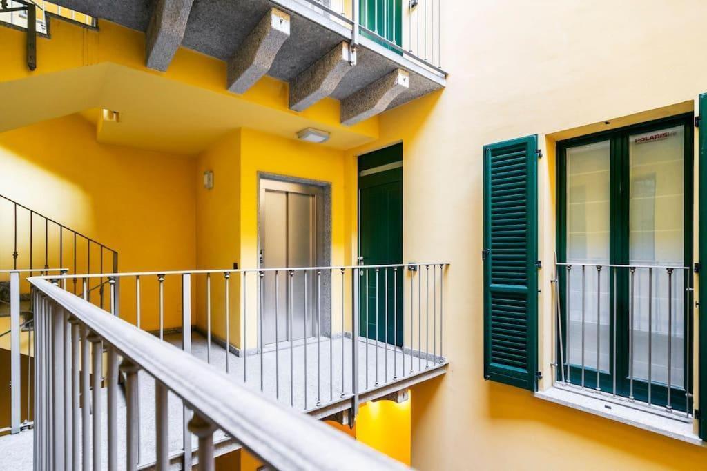 Hozyhome - Lovely Flat In Via Madonnina 23 Milan