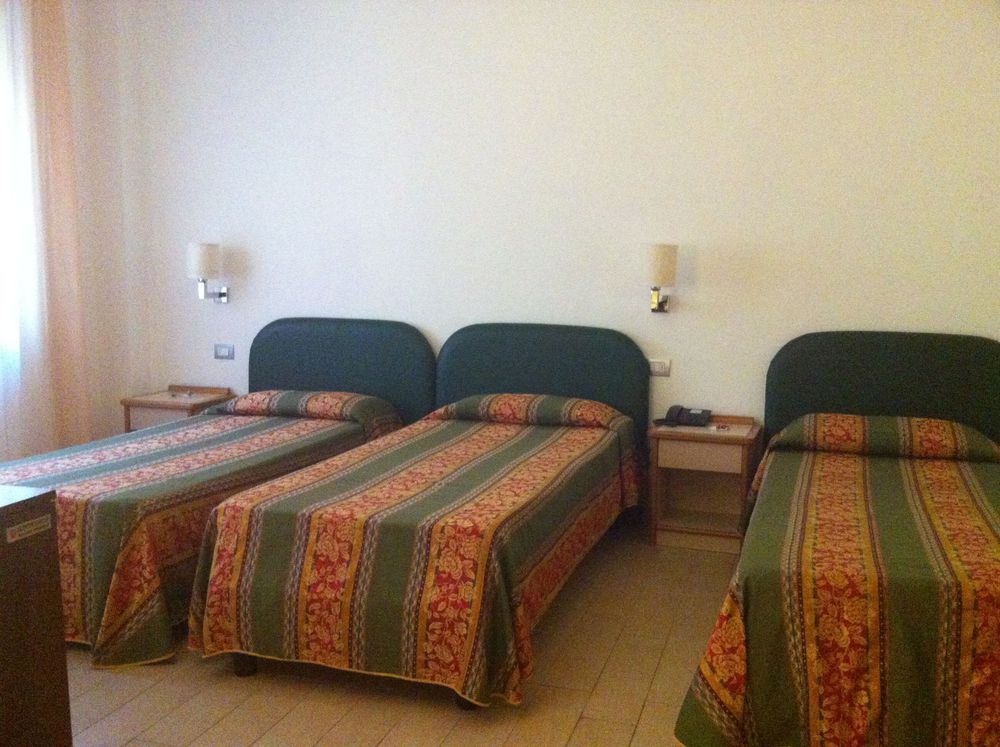 Mokinba Cristallo Hotel 3*