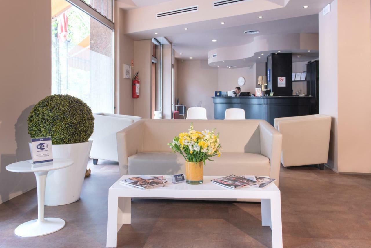 Oro Blu Hotel 4*