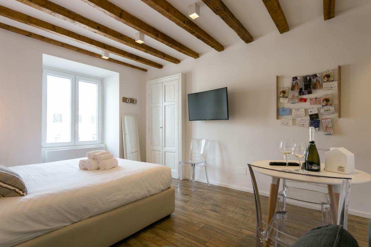 Porta Genova Apartment