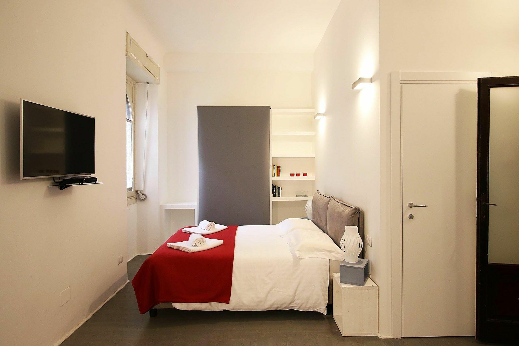 And House Bianca Di Savoia Apartment