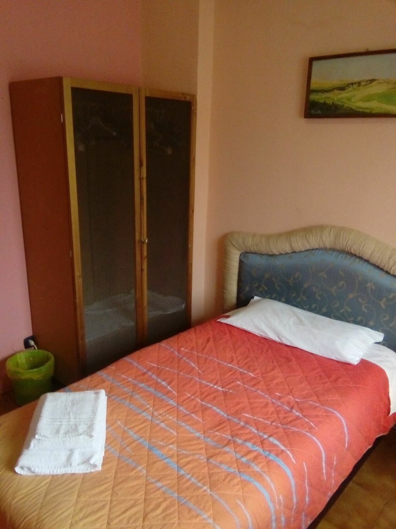 Star One Guest house *