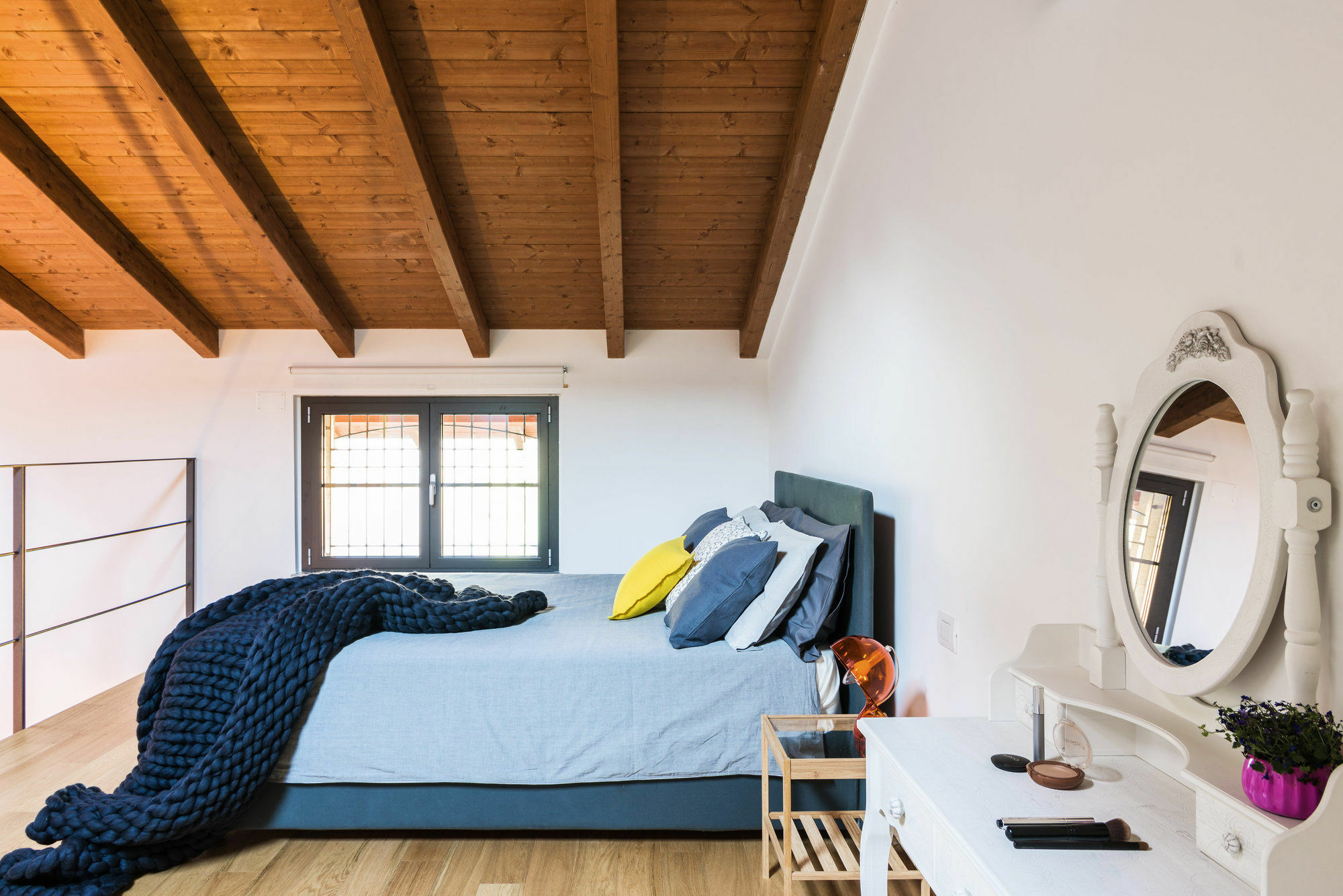 Homeathotel - Ampola Apartment 2*