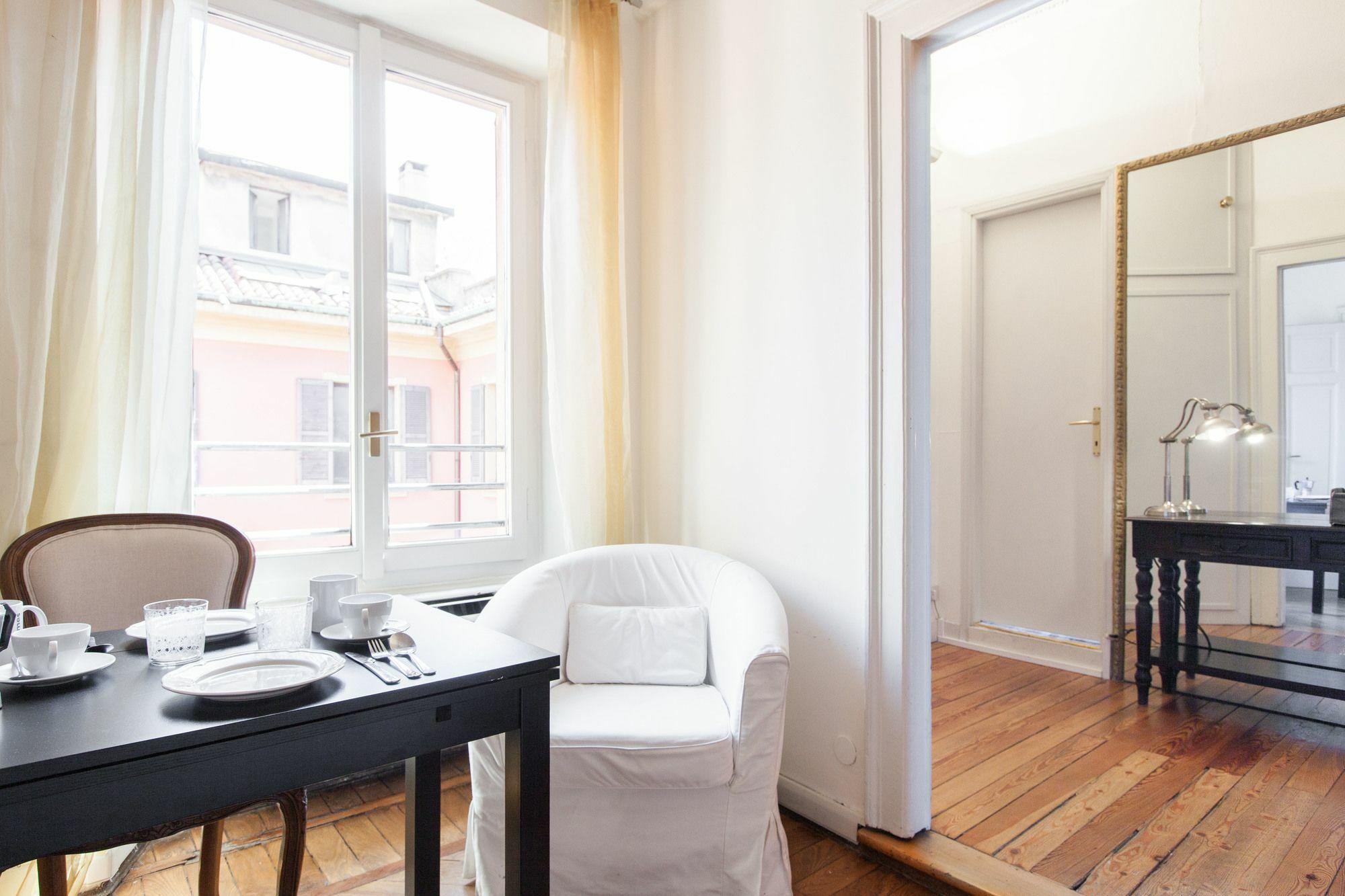 Apartamento Easyhomes - San Babila Monforte *
