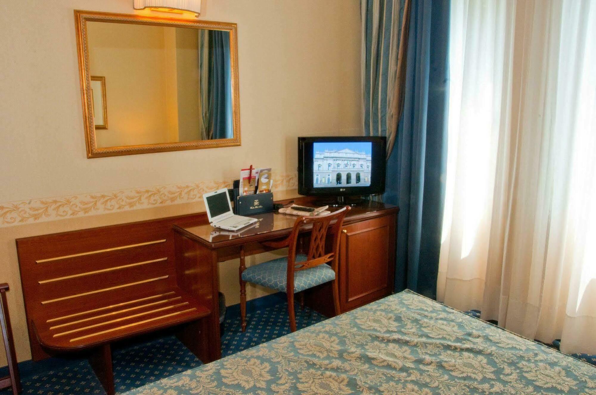 Windsor Hotel 4*