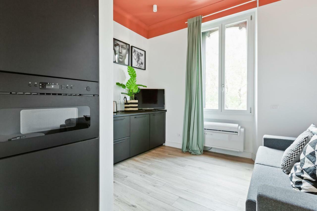 Apartment Modern And Cozy In Porta Romana Milan